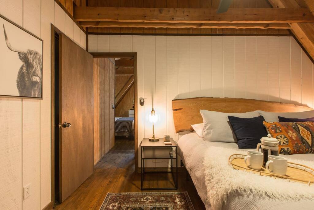 Southern Oak Cabin - Newly Remodeled - Close To All Attractions Sevierville Exterior photo